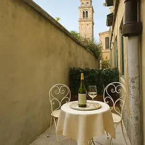 Calle De Le Pazienze , Venedig Italien